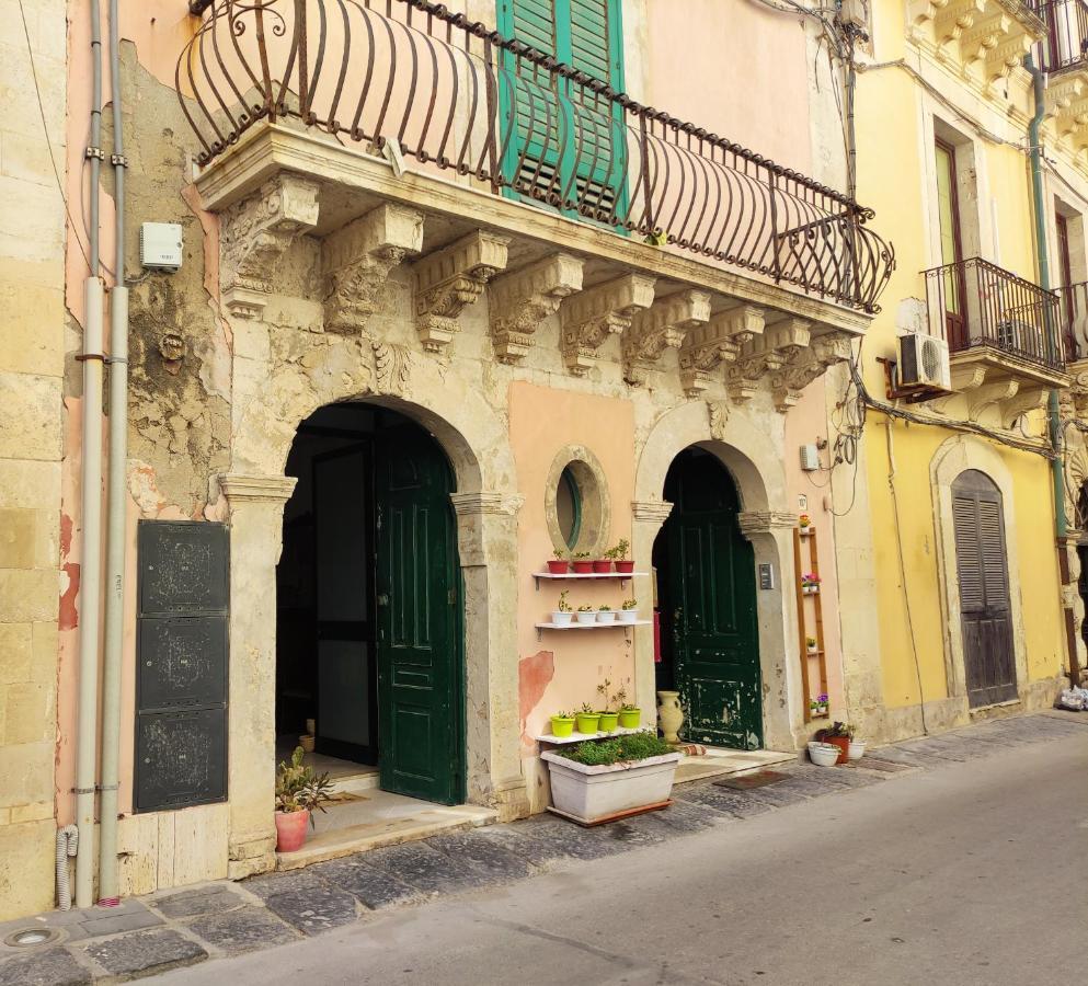 Hostel Casa Dei Fiori Syrakuzy Zewnętrze zdjęcie