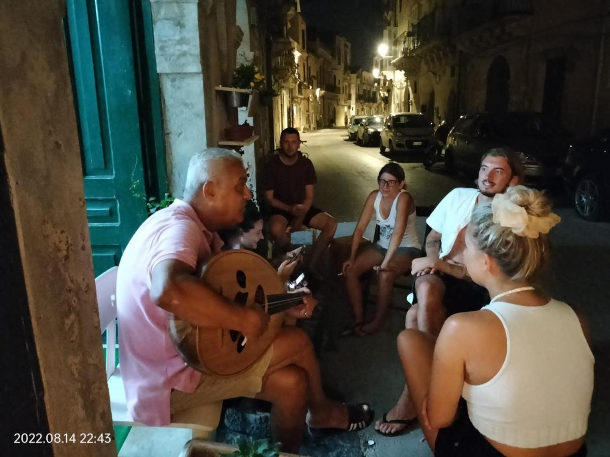 Hostel Casa Dei Fiori Syrakuzy Zewnętrze zdjęcie